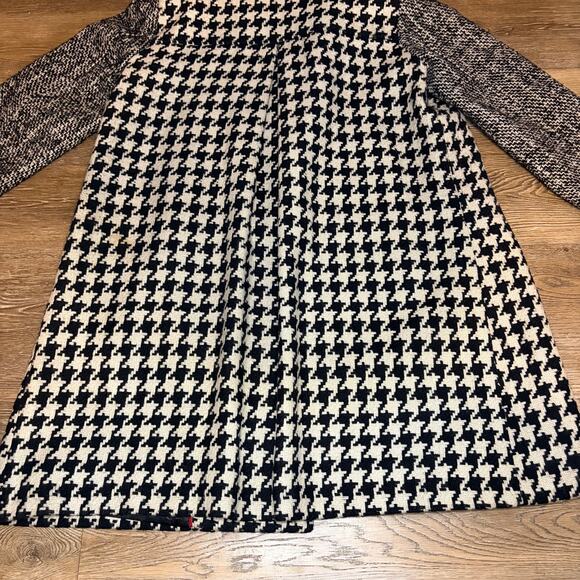 Express Women’s Houndstooth Coat - Size Medium - Picture 13 of 14